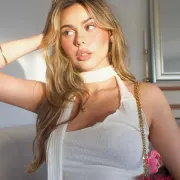 Есения фото 7 - Алматы, 27 лет, фигуристая, черные волосы, 167 см, 46 кг, грудь 4 размер