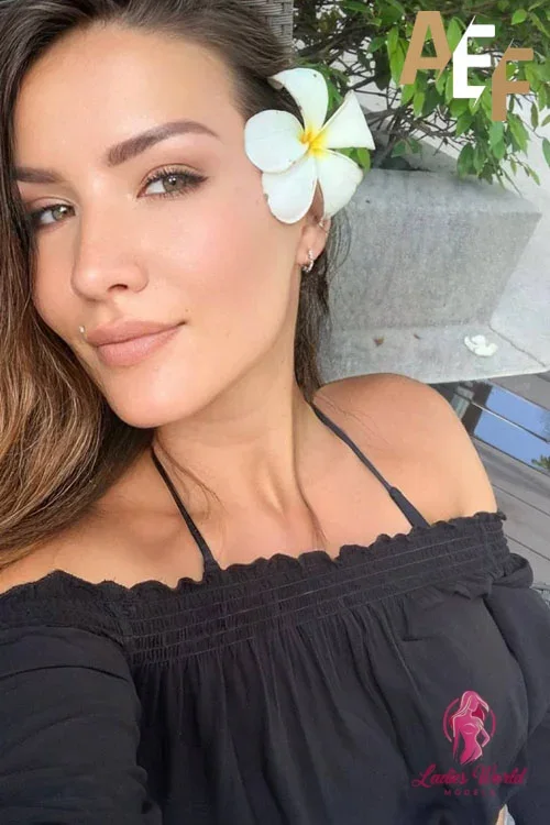 Айдана фото 3 - Есик, 25 лет, стройная, шатенка, 160 см, 53 кг, грудь 2 размер