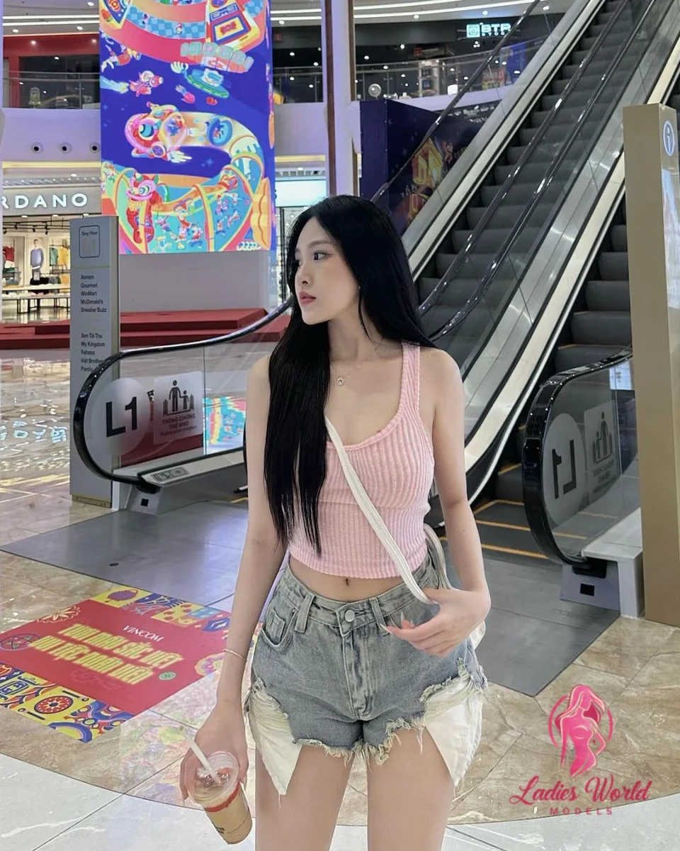 Заира фото 7 - Зыряновск, 25 лет, стройная, черные волосы, 169 см, 50 кг, грудь 4 размер