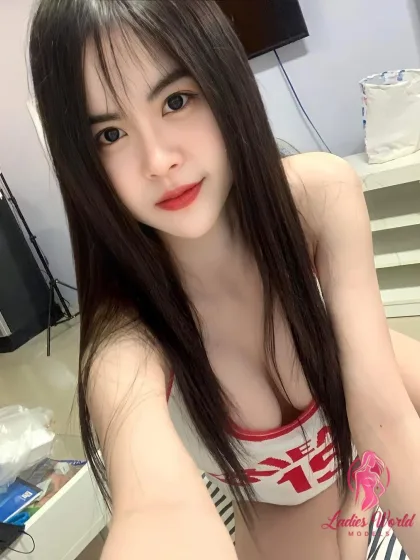 Иночка фото 4 - Павлодар, 22 года, фигуристая, черные волосы, 179 см, 48 кг, грудь 4 размер