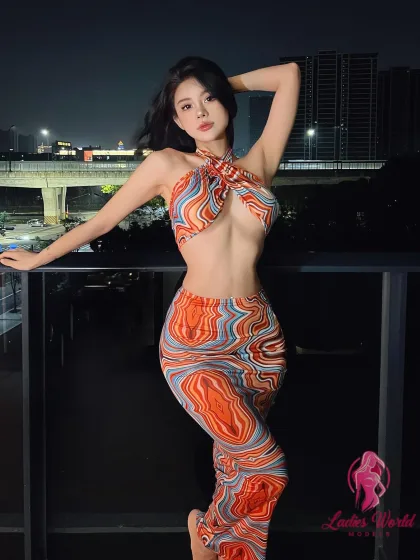 Фекла фото 1 - Астана, 25 лет, стройная, черные волосы, 165 см, 53 кг, грудь 3 размер