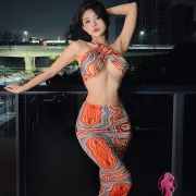 Фекла фото 1 - Астана, 25 лет, стройная, черные волосы, 165 см, 53 кг, грудь 3 размер