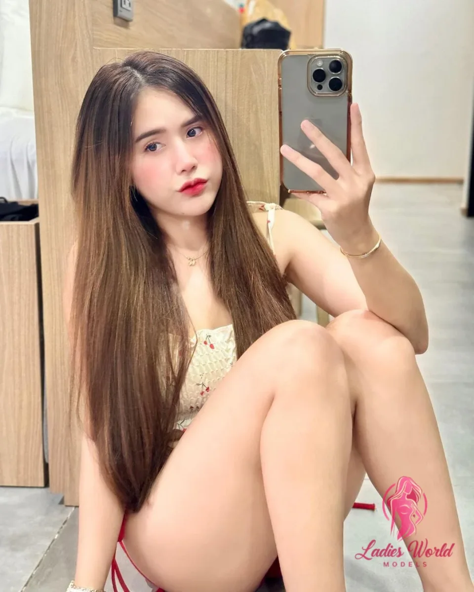 Марфа фото 3 - Астана, 26 лет, стройная, черные волосы, 165 см, 55 кг, грудь 3 размер