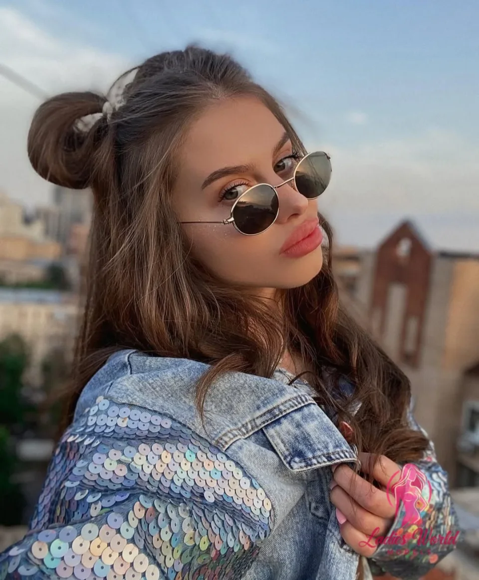 Салима фото 4 - Уральск, 23 года, стройная, шатенка, 169 см, 53 кг, грудь 3 размер