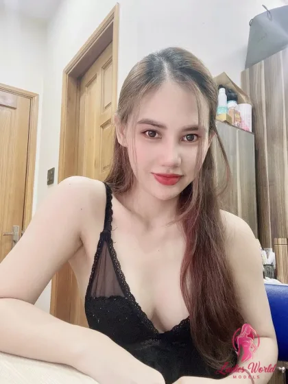 Руслана фото 2 - Алматы, 27 лет, стройная, черные волосы, 167 см, 50 кг, грудь 3 размер
